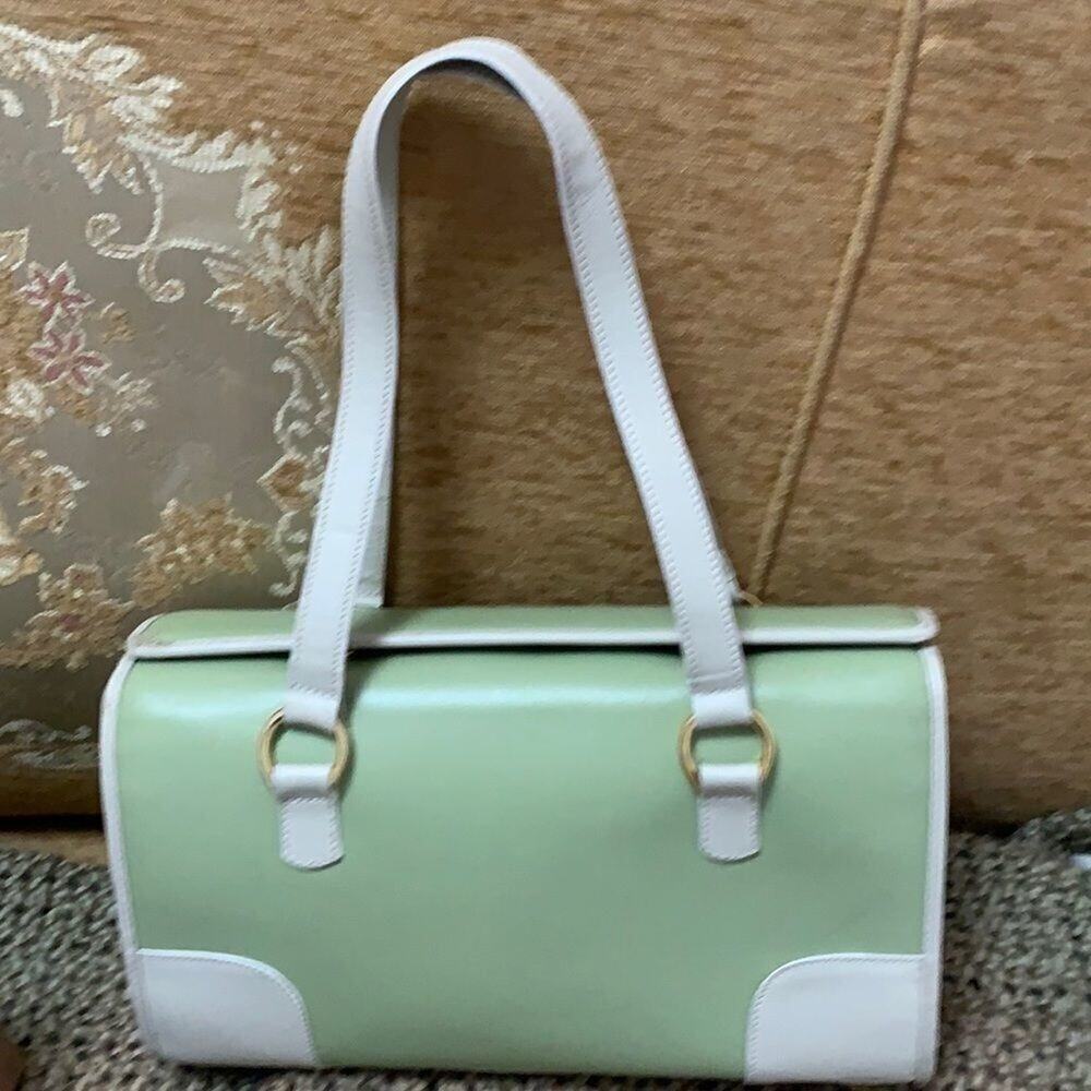 FIORI GENUINE LEATHER BAG‎